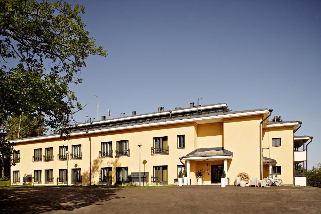 Kyyhkylae Hotel And Manor Микели Екстериор снимка